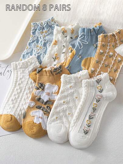 8 Pairs Of Women Ditsy Floral Ankle Socks (Random Assortment)