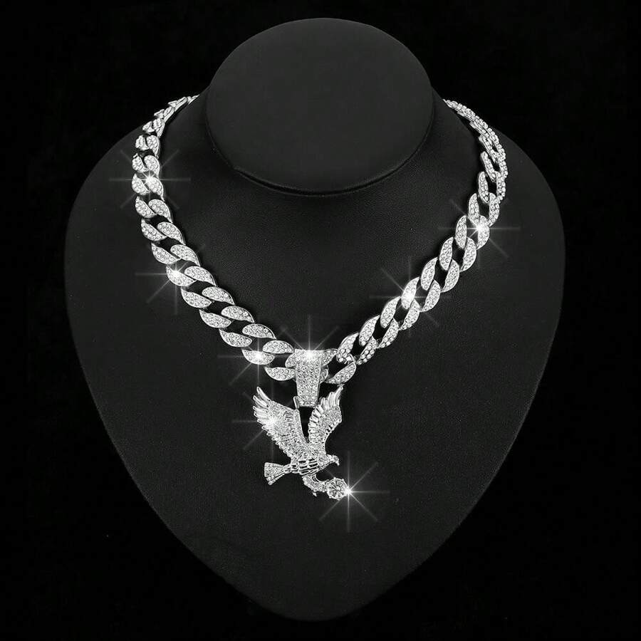 1pc Personalized Spread Wings Eagle Pendant Necklace, Retro Unique Unisex Accessory - Silver Single Pendant - View 1