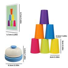 Set da gioco da tavolo di tazzine da impilare da battaglia (54 carte, 12 tazzine, 1 campanella), gioco di ordinamento colori e allenamento cognitivo con tazzine impilabili, realizzato in materiali resistenti a un utilizzo entusiasta. Portatili e adatti per divertimento ovunque e in qualsiasi momento. Coltivano rapidità di pensiero e reazione