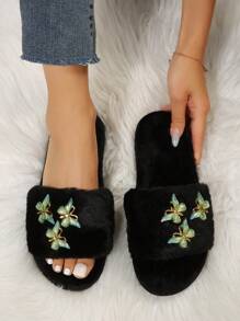 Fluffy Butterfly Decor Slide Slippers, Women Indoor/Outdoor Plush Slip On, Autumn/Winter