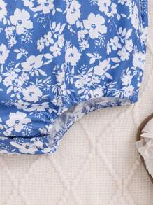 2pcs/Set Baby Girl Blue Floral Allover Print White Lace Sling Romper & Hat Set, Spring/Summer
