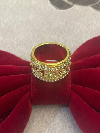 优雅宽戒指镶嵌闪亮锆石经典设计适合日常服装派对配饰高贵的圣诞节万圣节礼物送给你的爱人