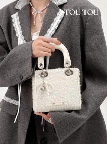 TOUTOU 可爱的蝴蝶结和心形细节设计师灵感手提包，简约复古提花编织手提包，多功能单肩包和斜挎包，适合通勤和约会，是送给爱人和情人节的完美礼物