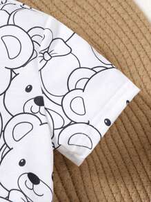 Conjunto de 2 piezas de top de manga corta de cuello redondo y shorts a juego con estampado de osito de dibujos animados para niñas, para verano