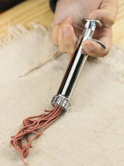 1 st spetsextruder, fondant figurdocka hårform, lerpressverktyg, regnbågspräglingsverktyg för tårtdekoration, extruderingsverktyg i rostfritt stål för modellering av lera