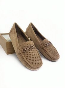 Calzado Estilo. Mocasines para mujer, con variedad de colores, con un diseño minimalista y detalles sutiles, se adaptan a cualquier estilo, perfectos para cualquier temporada. - Caqui - Ver 2