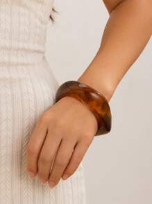 3 pièces Bracelets acryliques asymétriques transparents exagérés pour femmes, uniques et polyvalents