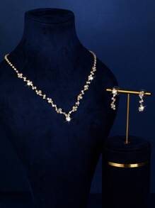 1 Set modischer Schmuck, bestehend aus Halsketten, Ohrringen, Armbändern, geeignet für den täglichen Gebrauch von Frauen, Hochzeiten, Partys usw.