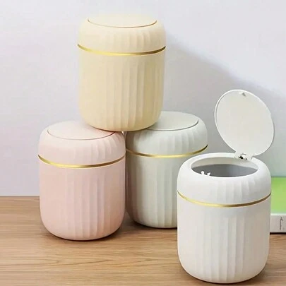 1 thùng rác mini có nắp, thùng rác để bàn nhỏ, giỏ đựng rác bằng nhựa để bàn, thiết kế nắp xoay giúp ngăn mùi hôi, dùng để đựng vỏ trái cây và giấy vụn giúp giữ bàn làm việc gọn gàng, thích hợp cho phòng tắm, văn phòng tại nhà, bàn cà phê, văn phòng, phòng khách, phòng học.