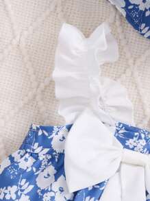 2pcs/Set Baby Girl Blue Floral Allover Print White Lace Sling Romper & Hat Set, Spring/Summer