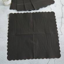 24 件黑色八角花瓣一次性纸盘和餐巾套装，派对用品适合生日、婚礼、派对、野餐