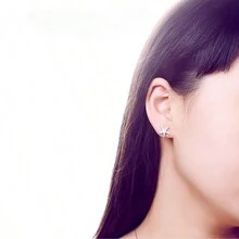 Pendientes de botón minimalistas y elegantes de estrella de plata de ley 925 con piedra de circonita brillante, joyería de calidad para mujeres, regalo pensado para seres queridos