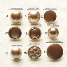 20入組簡約淺金色塑料扣釦，附圓形、心形、蝴蝶結、花朵和復古花紋，適用於毛衣、外套、西裝、針織衫 DIY珠寶製作