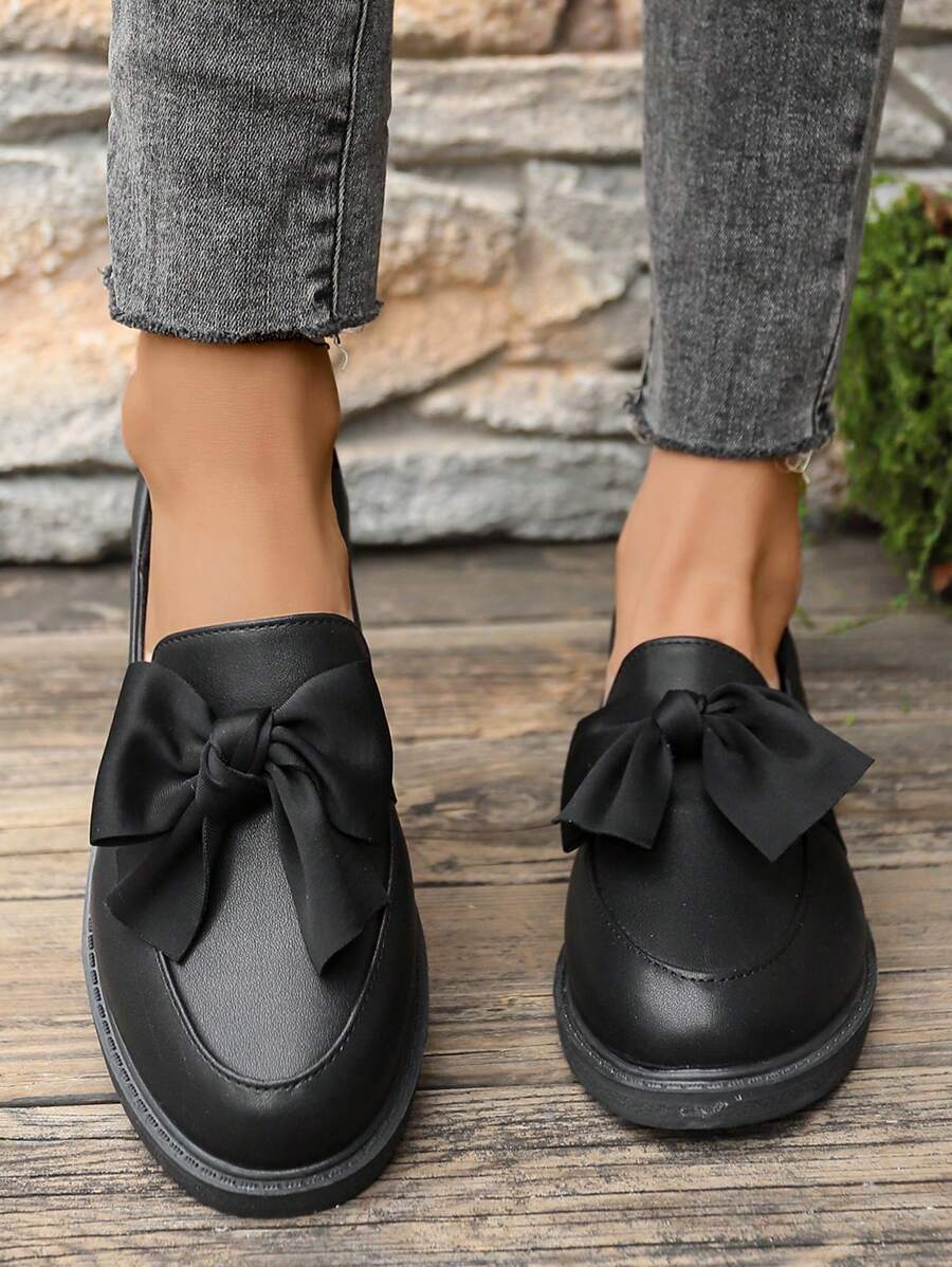 Nouveau style britannique de mi-saison printemps et automne, mocassins à talon compensé épais noir, chaussures plates coréennes avec nœud papillon, Glissant confortable pour écolières