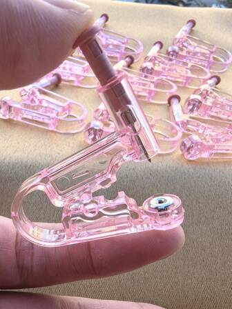 4 st/set Piercing Kit Asepsis Disponibel Steril Öronpiercingsenhet Brosk Tragus Helix Piercing Gun NO PAIN Nose Piercer Tool