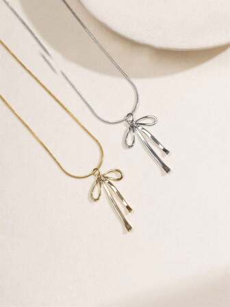 1 Pc Bow-Tie Shaped Gold-Plated Pendant Necklace, Stainless Steel Gold-Plated Snake Chain, Daily Wear Clavicle Chain, Elegant & Cute Gift For Friends & Anniversaries