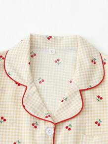 Conjunto de 2 piezas de pijama de mujer con estampado lindo de cerezas, blusa de manga corta con solapa y botón y shorts con lazo, ropa de dormir y de estar en casa casual para verano