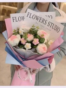 全新情人节成品针织花束“Berry Yours”纱线工艺礼物，仿针织红玫瑰花 - 多色 - 查看 15