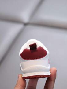 1 Par de Zapatos Casuales Deportivos de Malla Transpirable y Suela Suave Antideslizante para Niños de Primavera/Otoño, con Diseño de , Apropiados para Caminar Tanto en Interiores como en Exteriores para Niños y Niñas de 0 a 4 Años