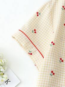 Conjunto de 2 piezas de pijama de mujer con estampado lindo de cerezas, blusa de manga corta con solapa y botón y shorts con lazo, ropa de dormir y de estar en casa casual para verano