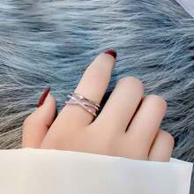 Eleganter Sterling Silber Damen Manschettenring, verstellbares offenes Kreuz-Band mit synthetischem kubischen Zirkonia, Resort-Stil Urlaubsgeschenk, platiniert, perfekt für den täglichen Gebrauch, Feiertage, Valentinstag - passend für alle Jahreszeiten