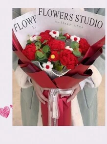 全新情人节成品针织花束“Berry Yours”纱线工艺礼物，仿针织红玫瑰花 - 多色 - 查看 2