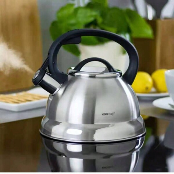 Uma chaleira de apito de aço inoxidável de grande capacidade de 2,0L com fundo plano e chaleira de apito espessada. Pode ser usada para ferver água em fogões de indução e fogões a gás. Possui alça anti-escaldante. É um must-have para cozinhas domésticas. É um auxiliar de cozinha. Possui um design elegante e é fácil de limpar, material de alta qualidade e ferramenta de cozinha multifuncional.