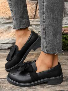 Nouveau style britannique de mi-saison printemps et automne, mocassins à talon compensé épais noir, chaussures plates coréennes avec nœud papillon, Glissant confortable pour écolières