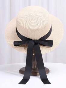 Chapeau de paille avec un nœud papillon à longues bandelettes pour femmes, chapeau de soleil à large bord pour l'été, style mode, casual, élégant et rétro bohème, protection UV, en polyester, convient pour le printemps et l'été