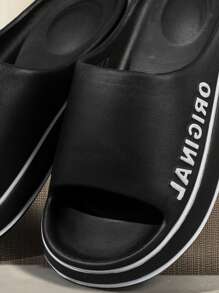 女士夏季 2025 新款黑色拖鞋，轻便舒适户外/室内穿着，防臭，防滑，情侣款，厚底，增高，加大码，运动休闲淋浴拖鞋