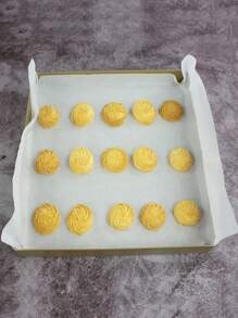 1/3 卷，耐热不粘烘焙纸卷，一次性空气炸锅内衬 - 196.85 英寸/393.7 英寸长，不粘耐热烤盘，防水防油烹饪纸，烘焙工具，适用于空气炸锅和烹饪，必备厨房配件