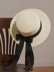 Chapeau de paille avec un nœud papillon à longues bandelettes pour femmes, chapeau de soleil à large bord pour l'été, style mode, casual, élégant et rétro bohème, protection UV, en polyester, convient pour le printemps et l'été