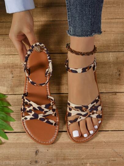 Women Flat Sandals 2025 New Style, Comfortable Fashion Outdoor Casual Beach Sandals