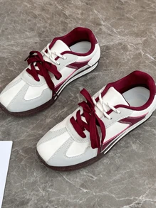 Nuove sneaker da donna stile 2025, con suola spessa e rialzata, scarpe sportive casual da running, stile boho per lo streetwear quotidiano