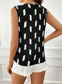 Plus Women's Geometric Printed V-Neck Tank Tops - Black - View 4