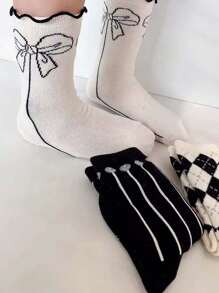 4 Pairs Black & White Ruffle Edge Princess Socks, Heart & Diamond Pattern Mid-Calf Socks, Suitable For Students To Pair With Casual Shoes, Loafers, And Sneakers