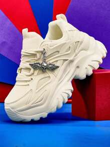 Women Silver Metal Shiny Angel Skull Decor Casual Sneakers With 7cm Thick Sole Platform, Versatile Beige High Heels, Comfortable Warm Autumn/Winter Women Outdoor Sports Shoes For Teenagers, College Students, Breathable Light Weight Non-Slip Summer Mesh Running Shoes For Daily, Date, Gym, Office Wear