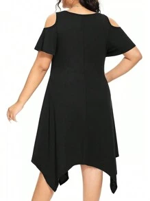 Vestido de punto de manga corta con hombros abiertos, bajo asimétrico y bolsillos ocultos laterales en tallas grandes