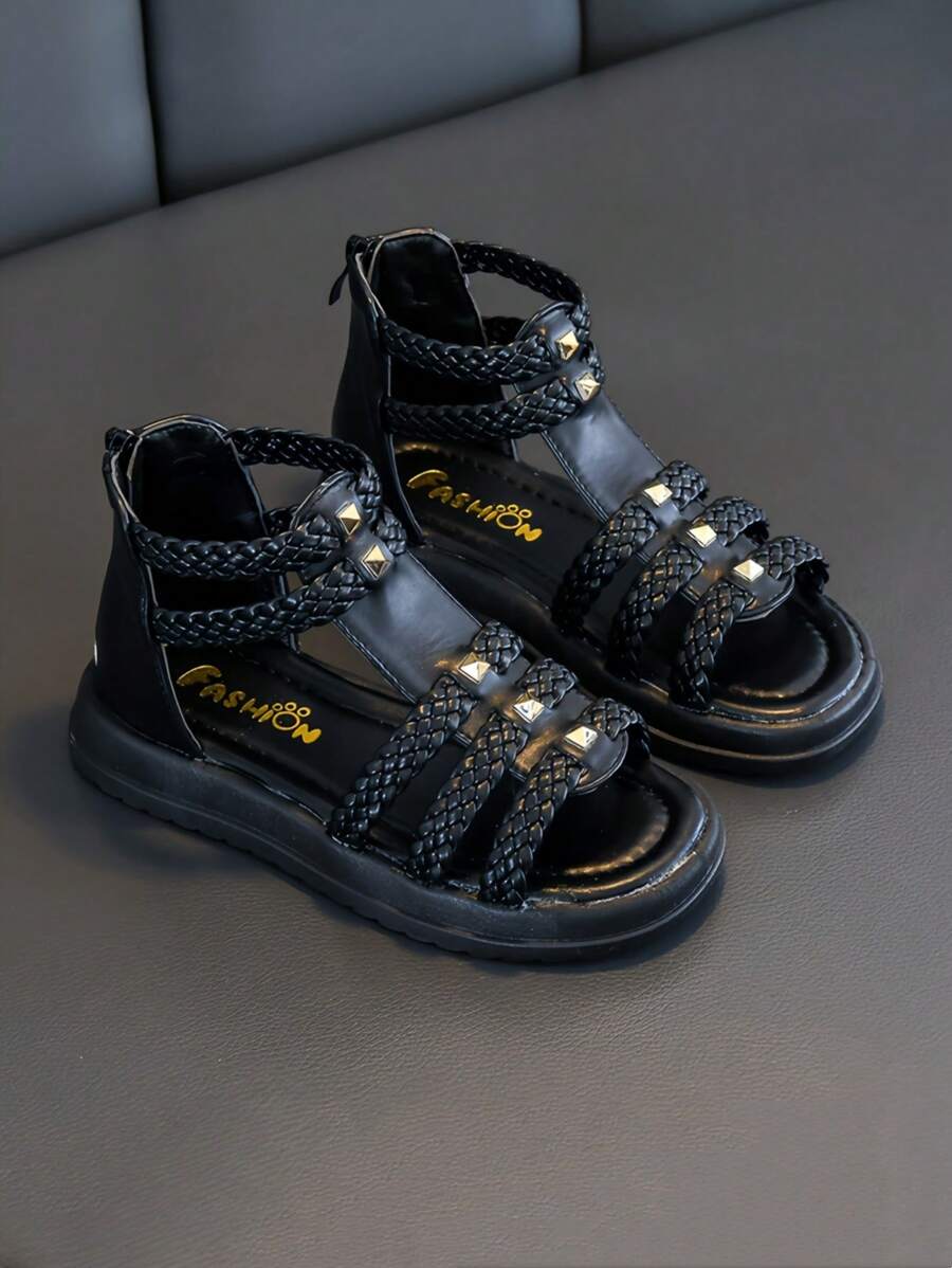 Nuevas sandalias de moda para niños, sandalias romanas de plataforma con tachuelas para primavera/verano para niñas, zapatos casuales para niños pequeños y jóvenes, zapatos de playa antideslizantes