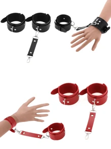 Manette in pelle BDSM, manette da bondage, manette, sesso, sexy, dispositivo di tortura SM Bondage, manette sessuali, manette, giocattoli sessuali a forma di manette, prodotti sessuali, prodotti SM, giocattoli sessuali per adulti, accessori per il bondage seducente per giochi intimi di coppia - regalo di San Valentino