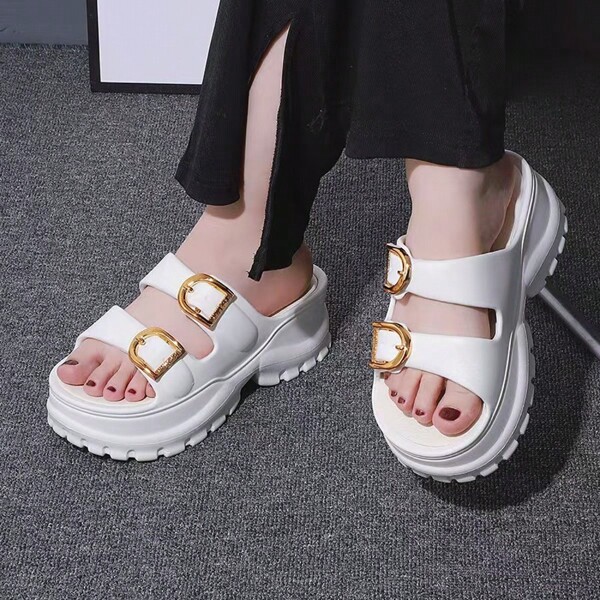 2025 New Thick Sole Slide Sandals For Women, Fashionable Premium Feel, Non-Slip High Platform Summer Slippers