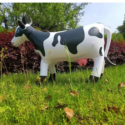 1/2pcs Large Inflatable Cow, Inflatable Farm Animal Prop, Birthday Party Decoration, Suitable For Farm, Birthday, Indoor & Outdoor Party