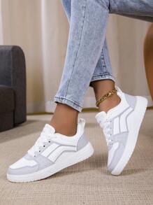 Damskie codzienne sportowe trampki, sznurowane, miękkie podeszwy, płaskie, niskie buty do chodzenia, okrągłe noski, uniwersalne białe buty