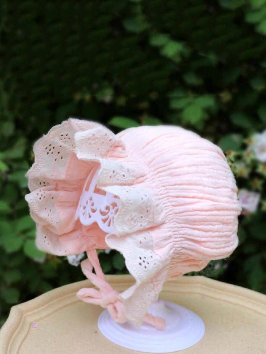 1 件复古蕾丝花朵刺绣柔软胎儿帽，宫廷风格婴儿帽，复古婴儿帽