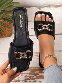 Tongs plates avec bride pour femmes, confortables et design casual nouveau