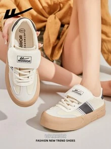 1 双 WARRIOR 女士休闲帆布运动鞋，系带设计，厚底，低帮户外平底鞋，春夏休闲鞋。经典厚底运动鞋，带有复古细节，舒适时尚的设计，永恒的女士鞋履。