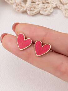 1 paire de boucles d'oreilles clous minimalistes et élégantes en émail en forme de cœur, jolies et douces, bijoux polyvalents à la mode pour femmes, fête, voyage, utilisation quotidienne, cadeau pour la Saint-Valentin, maman, mère, fête des mères