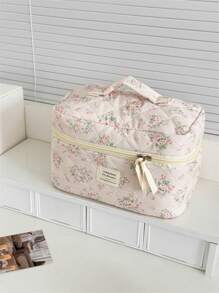 1个春季粉色碎花化妆包，女士旅行大容量化妆品收纳包，便携式化妆品收纳手拿包，带拉链，可收纳化妆品、护肤品、口红、化妆刷、护手霜、耳机、零钱、钥匙等小物件，适合居家、旅行、度假和上学使用。化妆包/化妆袋/护肤包/洗漱包。 - 藕粉色 - 查看 4