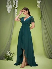 V-Ausschnitt elegantes Brautjungfernkleid, Rüschen-Spitzen-Chiffon-Kleid mit mehreren Lagen, lang