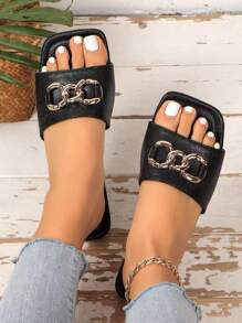 Tongs plates avec bride pour femmes, confortables et design casual nouveau